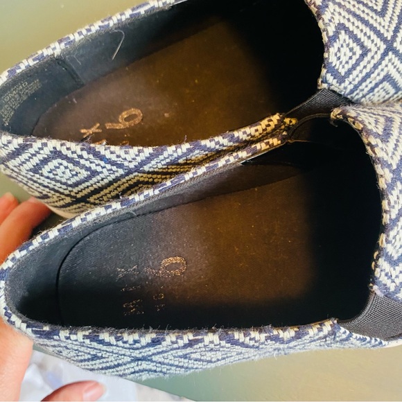 MIX NO 6 Diamond Pattern Slip On Sneakers - Picture 8 of 8